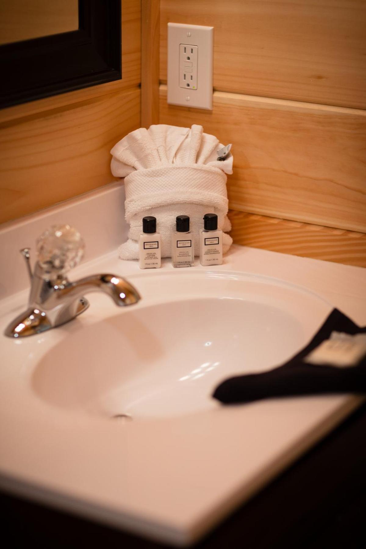 Bear Clubhouse Hot Tub, 1Mile From The Parkway, 900 In Free Tickets! Villa Pigeon Forge Luaran gambar