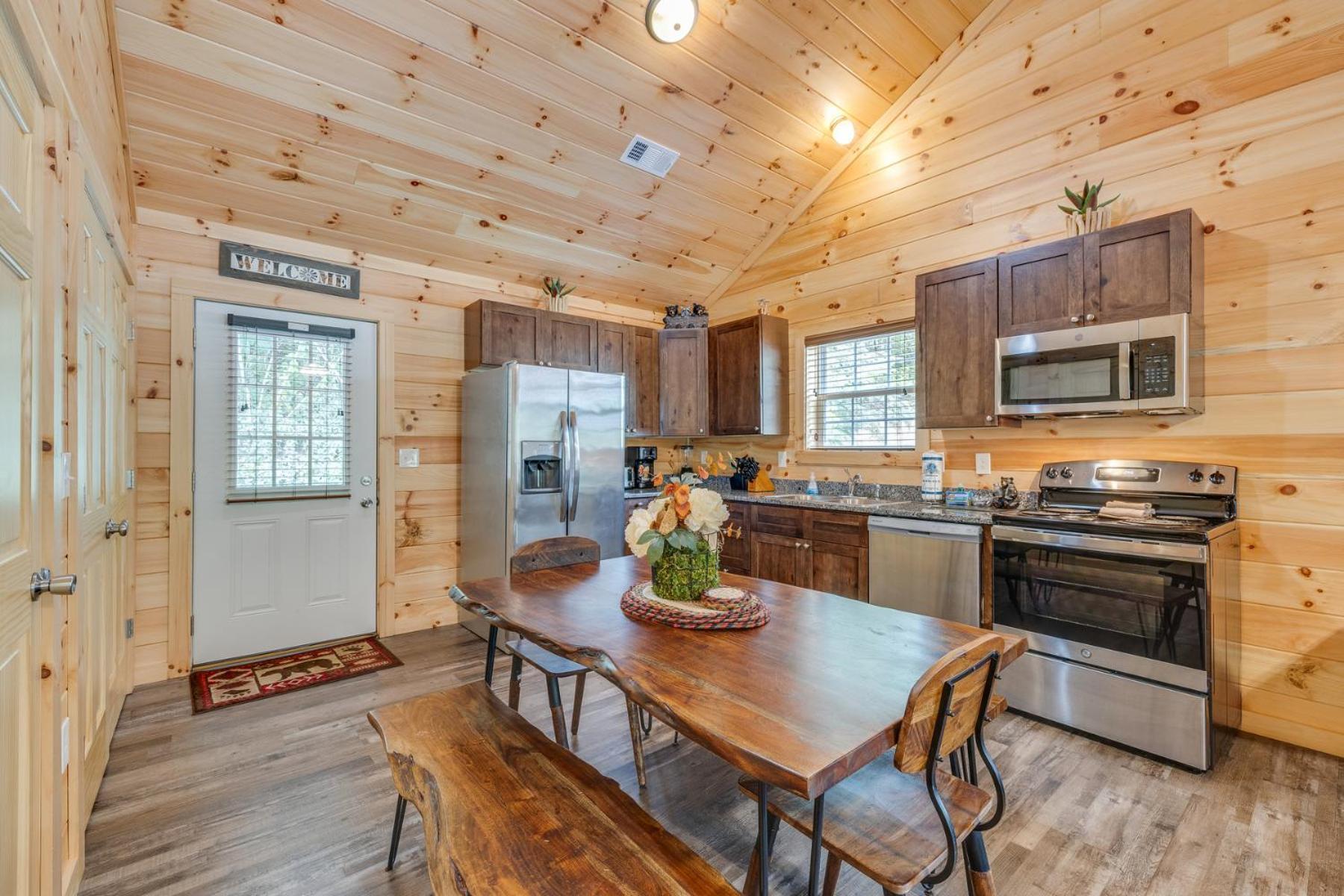 Bear Clubhouse Hot Tub, 1Mile From The Parkway, 900 In Free Tickets! Villa Pigeon Forge Luaran gambar