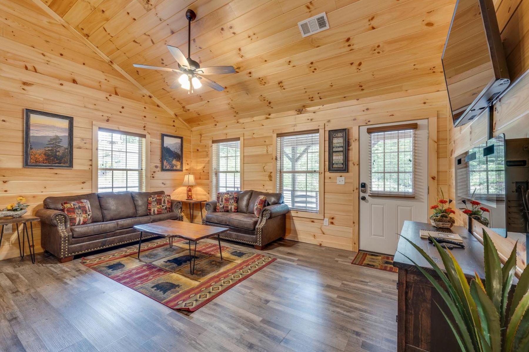 Bear Clubhouse Hot Tub, 1Mile From The Parkway, 900 In Free Tickets! Villa Pigeon Forge Luaran gambar